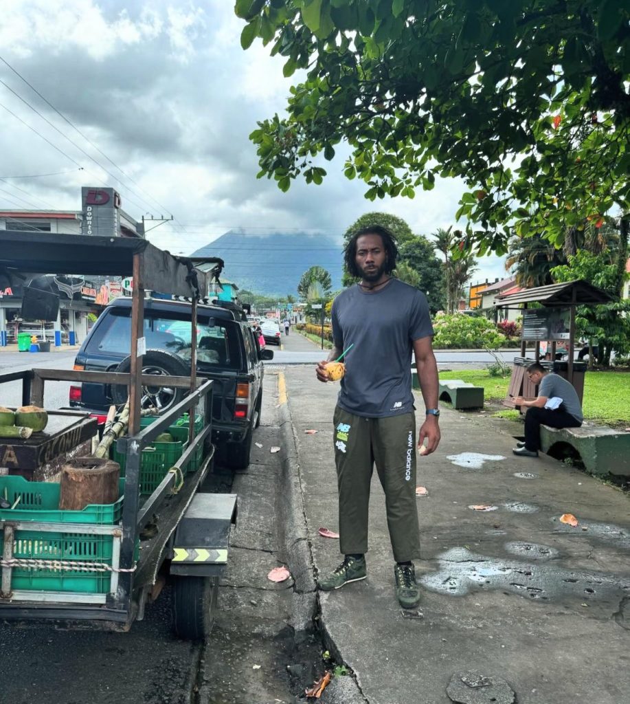 Kawhi Leonard costa rica